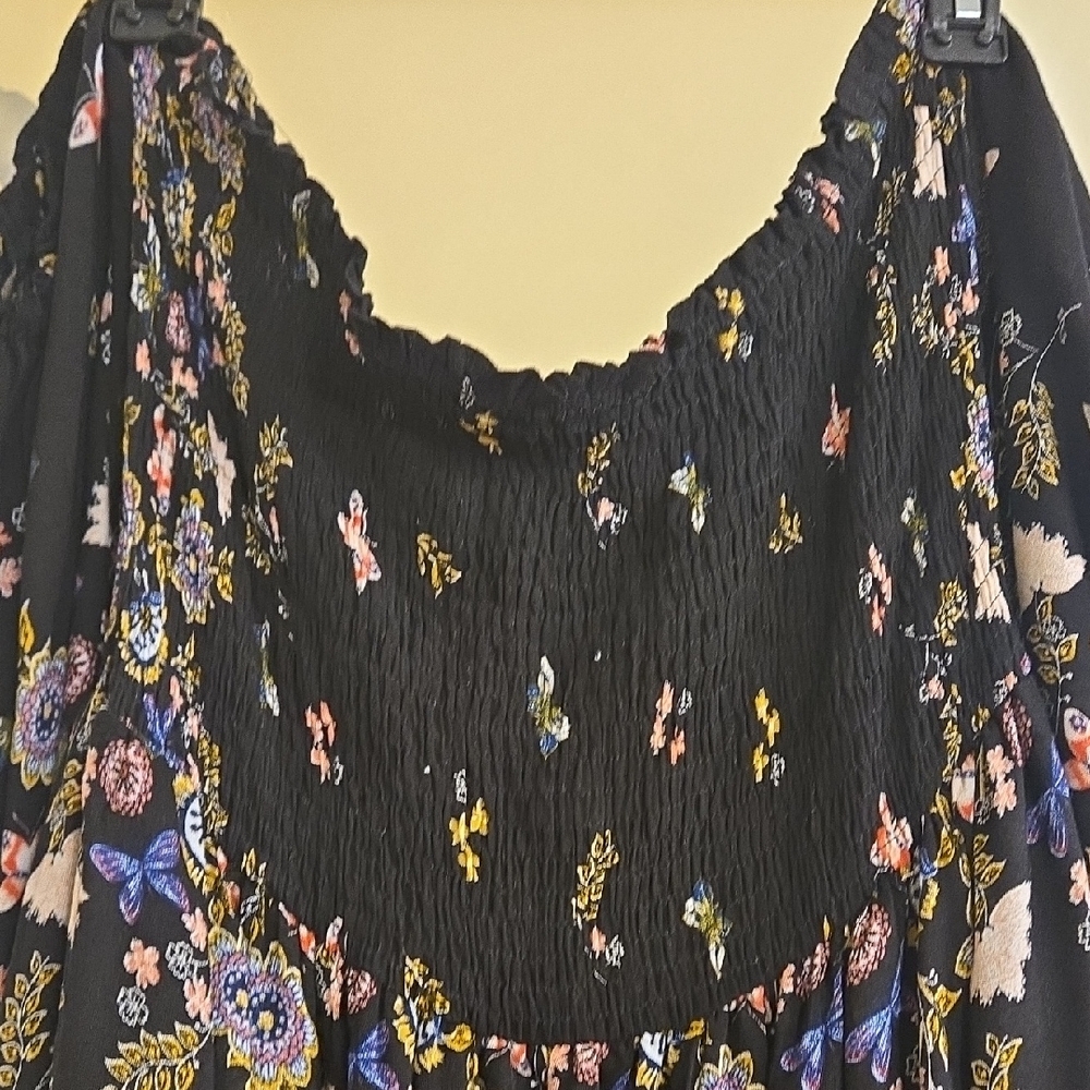 Floral Black Dress - Picture 5 of 5